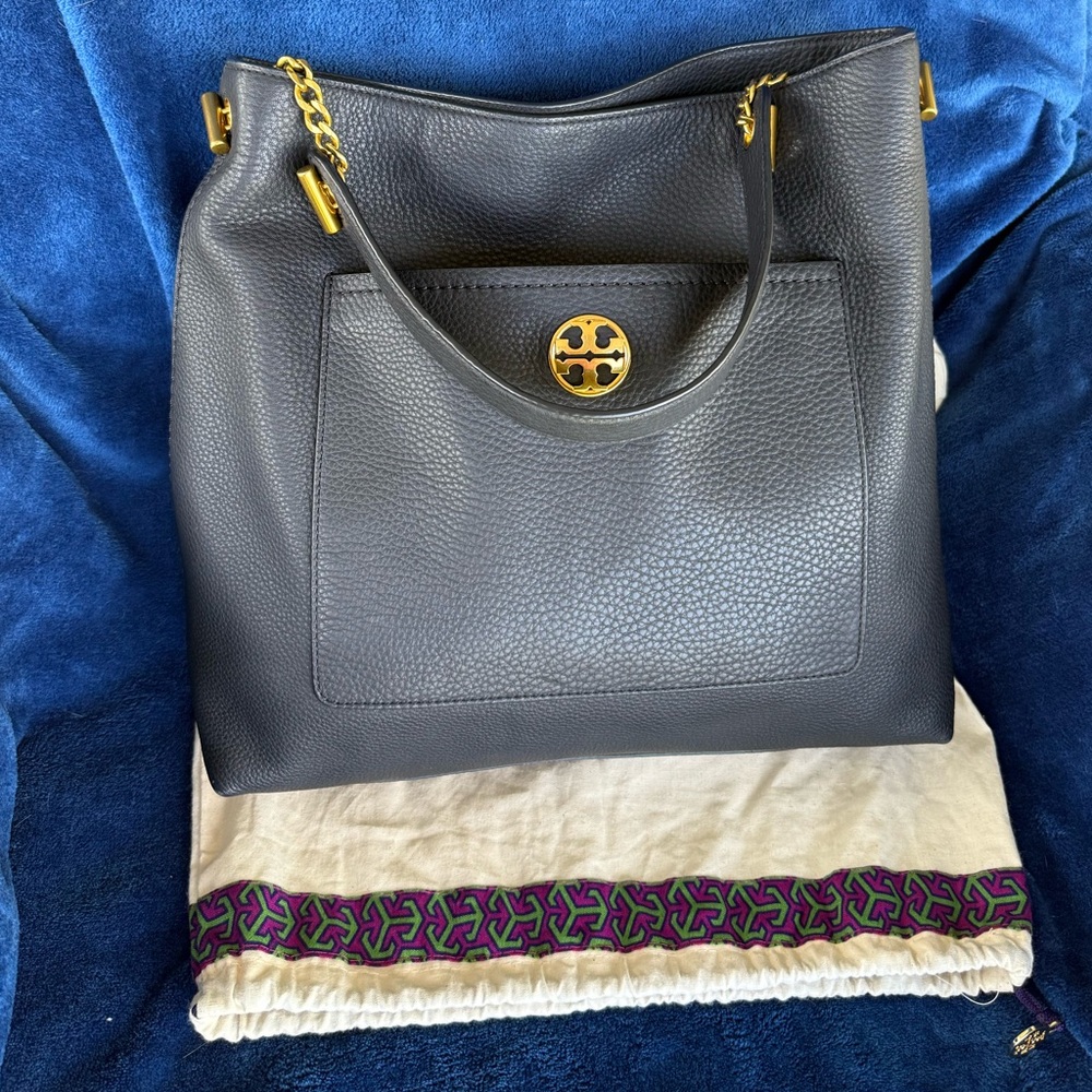 SOLD🚫Tory Burch Chelsea Tote/Shoulder Bag